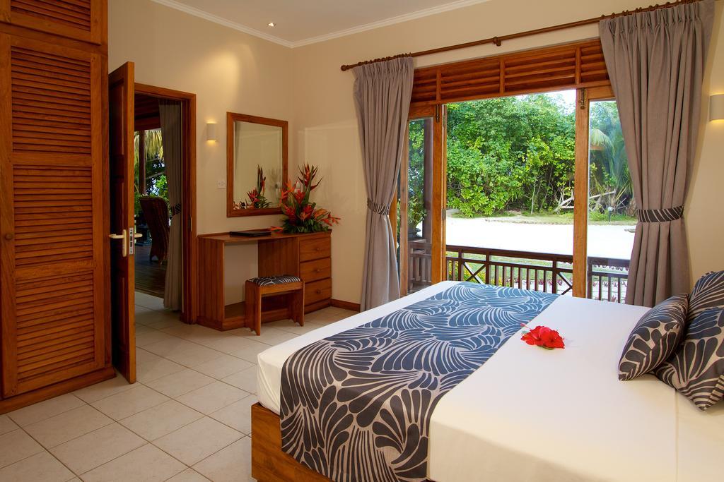 Les Villas D'Or Anse Volbert Village Стая снимка